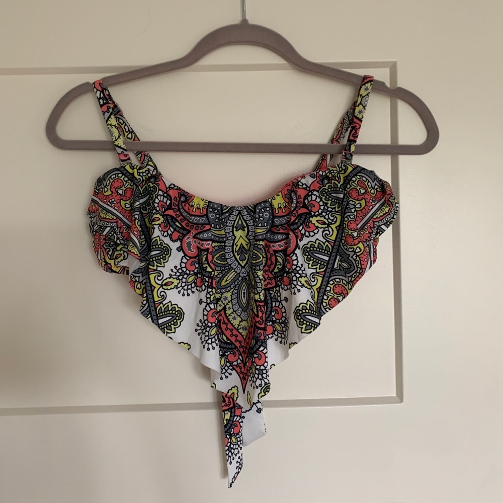 BECCA bathing suit top